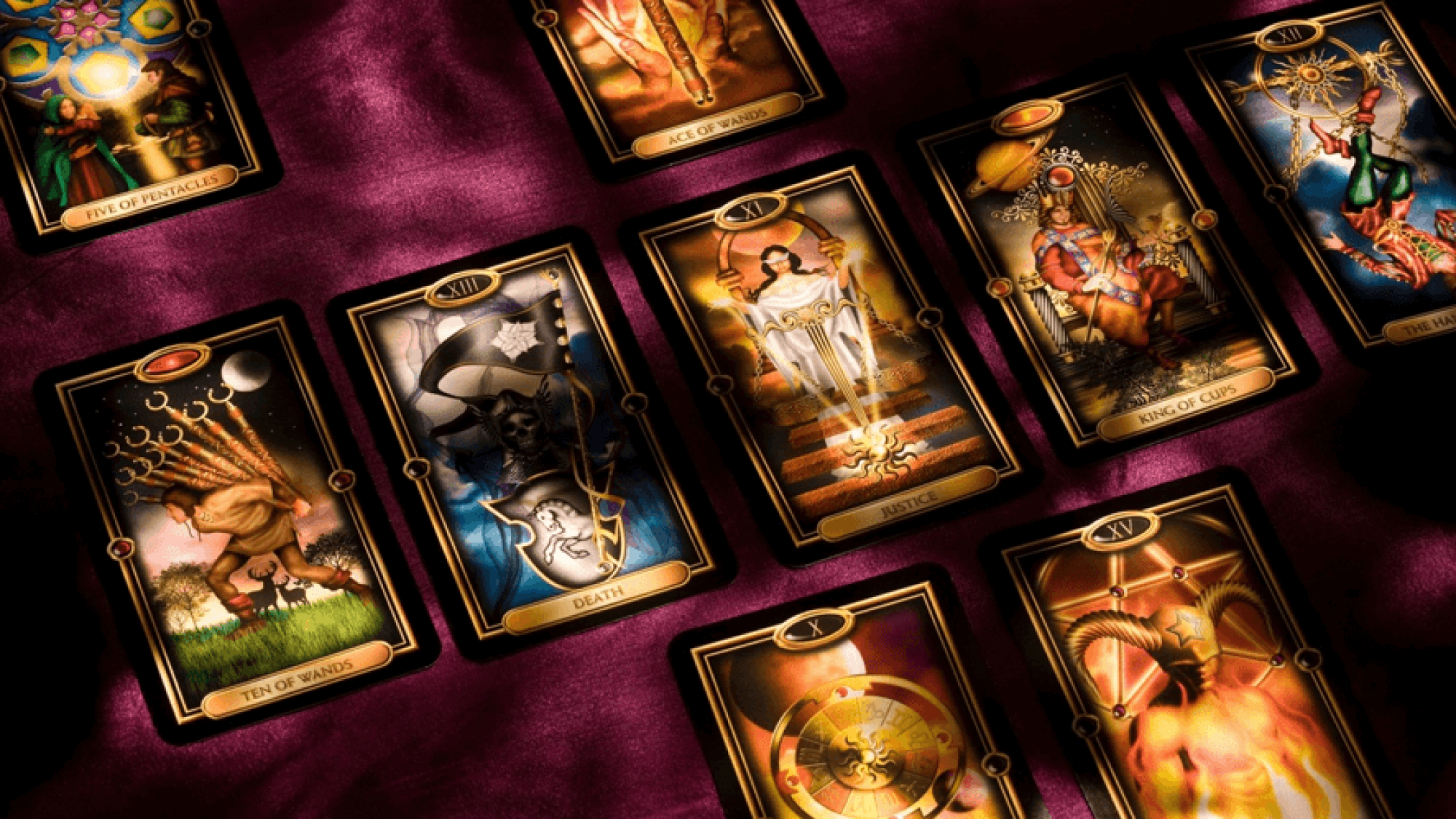 Consulta de Tarot: Funciona? É melhor online ou presencial?